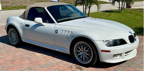 White 2000 BMW Z3 2.8 Roadster