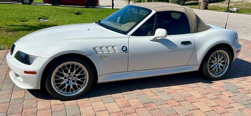 White 2000 BMW Z3 2.8 Roadster