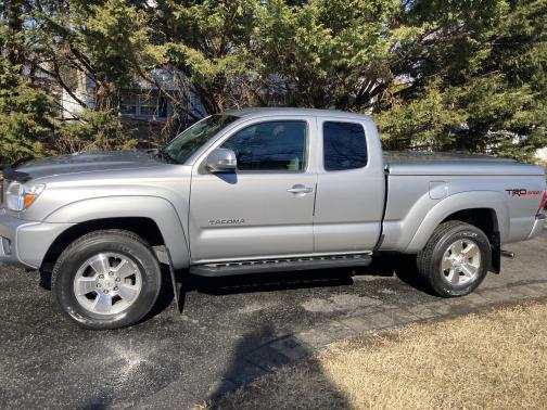 2015 Toyota Tacoma Base