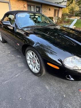 Black 2000 Jaguar XKR Base