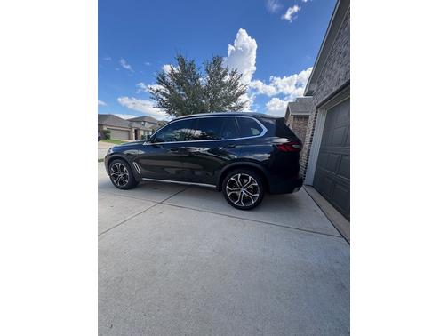 2023 BMW X5 sDrive40i