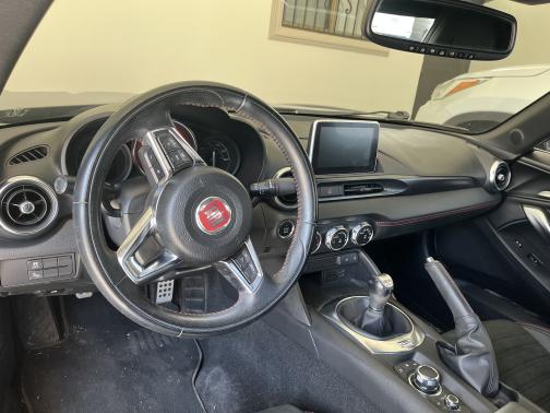 2017 FIAT 124 Spider Abarth