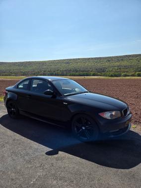 Black 2009 BMW 128 i