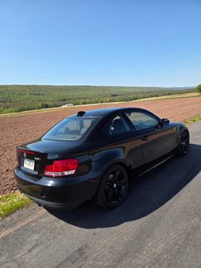 Black 2009 BMW 128 i