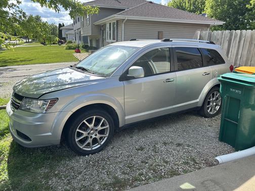 Silver 2011 Dodge Journey Crew