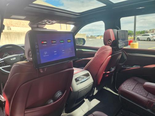 2025 Cadillac Escalade Sport