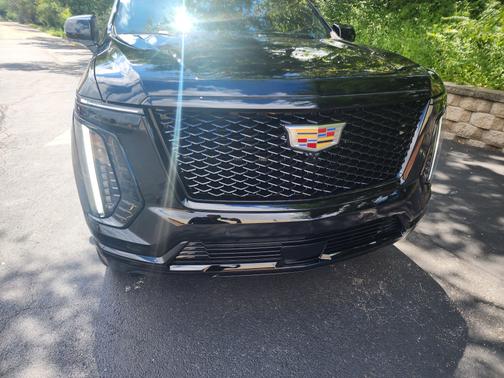 2025 Cadillac Escalade Sport