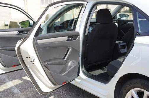 2021 Volkswagen Passat 2.0T S