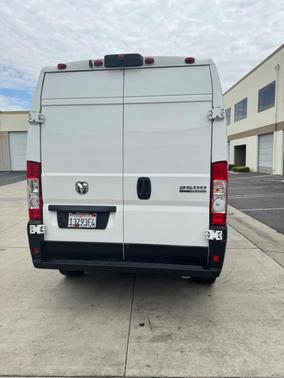 White 2023 RAM ProMaster 2500 High Roof