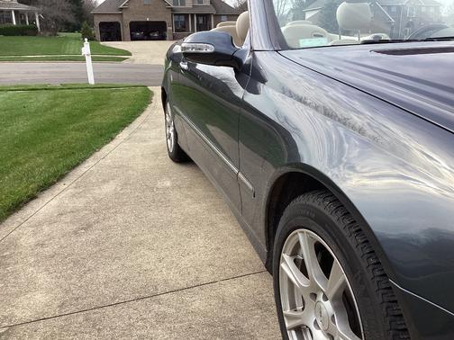 Gray 2008 Mercedes-Benz CLK-Class CLK 350