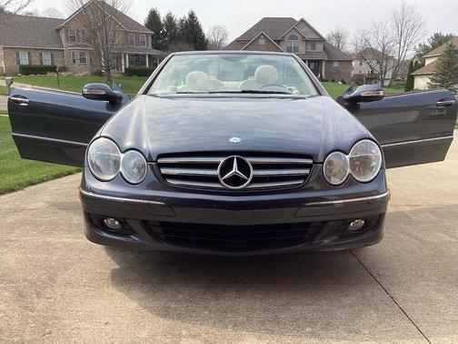 Gray 2008 Mercedes-Benz CLK-Class CLK 350