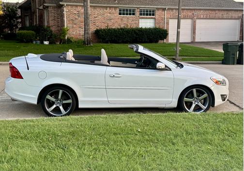 2012 Volvo C70 T5
