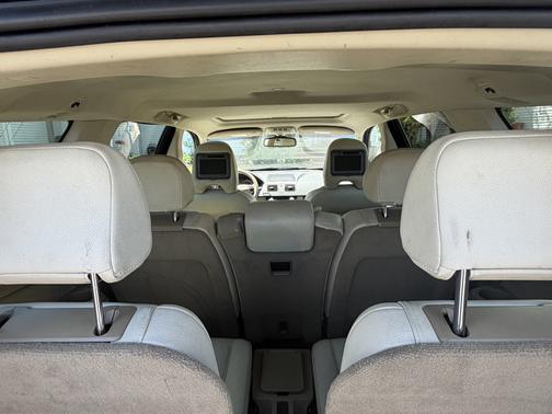 Black 2010 Volvo XC90 3.2