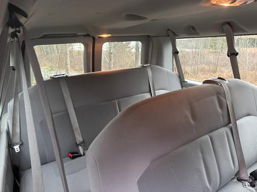 2014 Ford E350 Super Duty XL