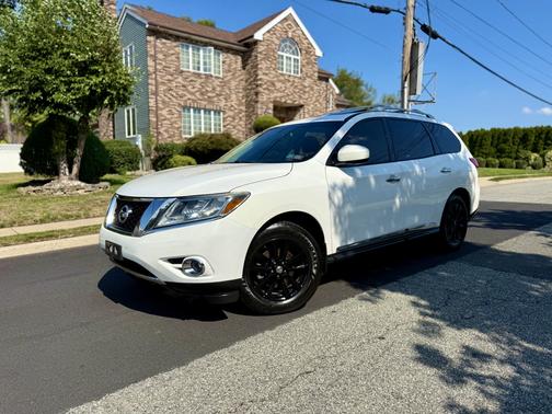 2014 Nissan Pathfinder SL