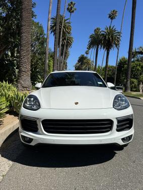 2016 Porsche Cayenne Base
