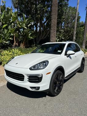 2016 Porsche Cayenne Base