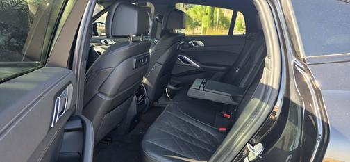 2023 BMW X6 xDrive40i
