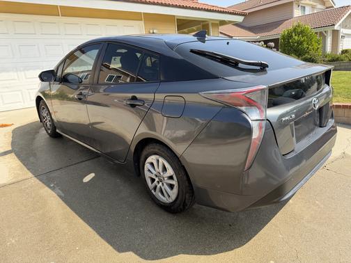 Gray 2017 Toyota Prius Four