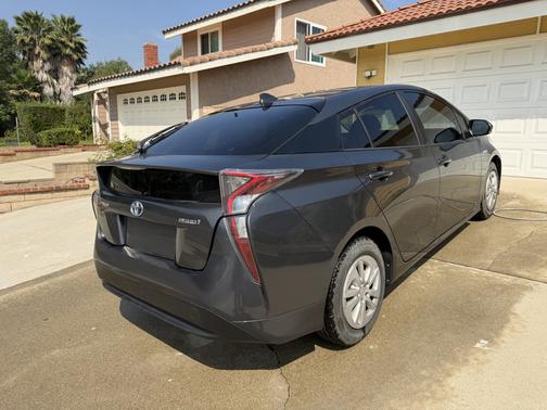 Gray 2017 Toyota Prius Four