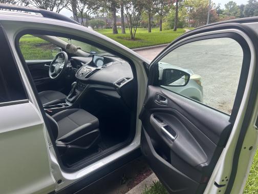 2014 Ford Escape S