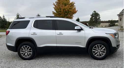2019 GMC Acadia SLE-2