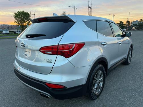 Silver 2016 Hyundai Santa Fe Sport 2.4L
