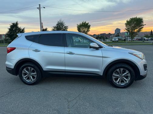 Silver 2016 Hyundai Santa Fe Sport 2.4L