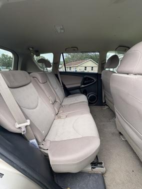 2006 Toyota RAV4 Base