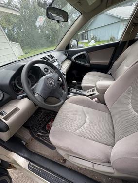 2006 Toyota RAV4 Base
