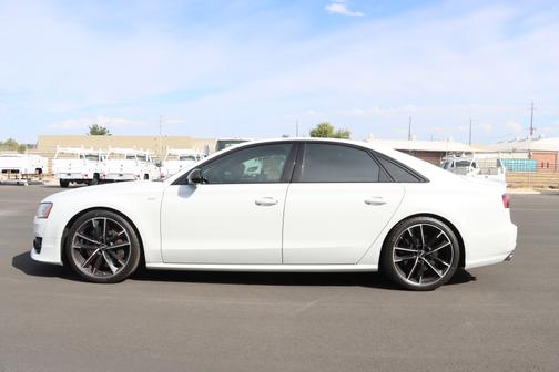2017 Audi S8 4.0T Plus