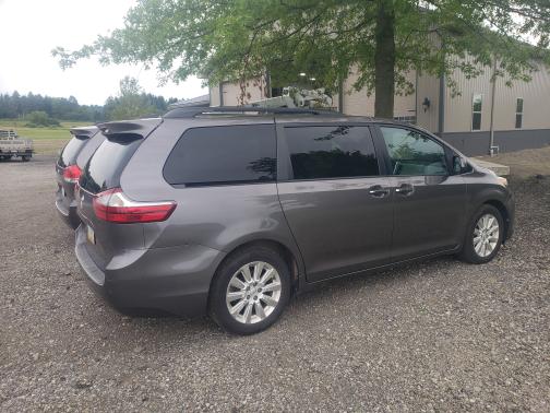 2016 Toyota Sienna XLE