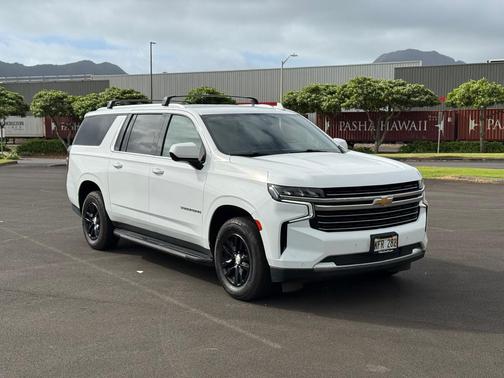 White 2022 Chevrolet Suburban LT