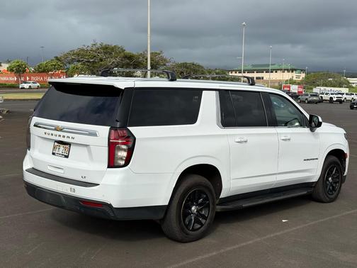 White 2022 Chevrolet Suburban LT