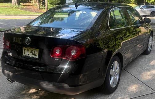 Black 2009 Volkswagen Jetta SE