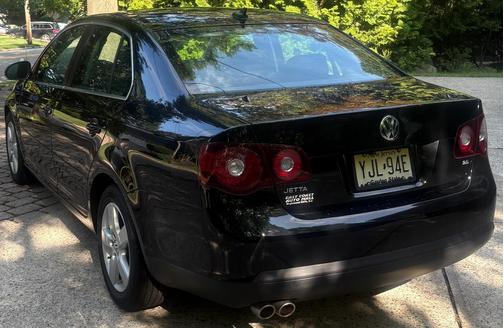 Black 2009 Volkswagen Jetta SE