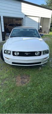White 2007 Ford Mustang GT