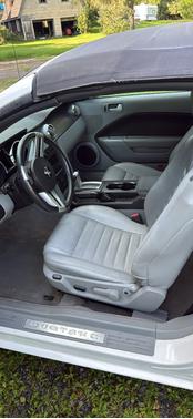 White 2007 Ford Mustang GT