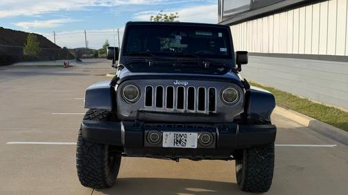 Gray 2018 Jeep Wrangler JK Unlimited Sahara