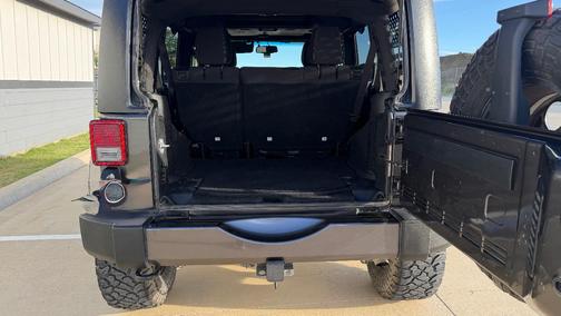 Gray 2018 Jeep Wrangler JK Unlimited Sahara