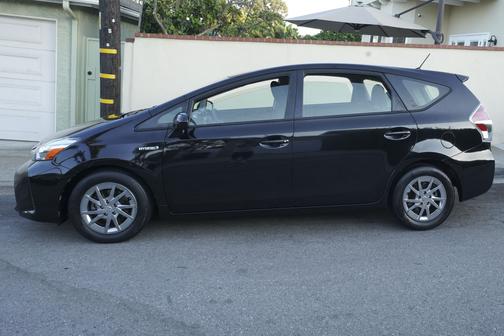 2015 Toyota Prius v Two