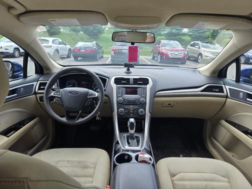 Blue 2013 Ford Fusion SE