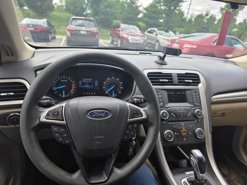 Blue 2013 Ford Fusion SE