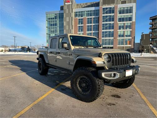 2020 Jeep Gladiator Overland