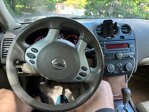 White 2008 Nissan Altima 2.5 S