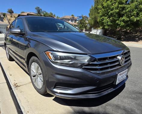 Gray 2019 Volkswagen Jetta 1.4T S