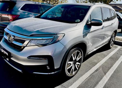2019 Honda Pilot Touring 8-Passenger