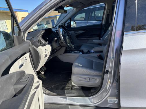 2019 Honda Pilot Touring 8-Passenger