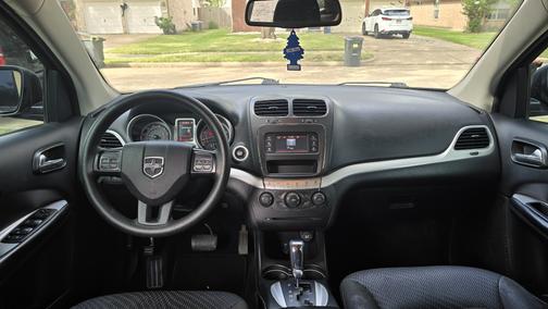 Black 2020 Dodge Journey SE Value Edition