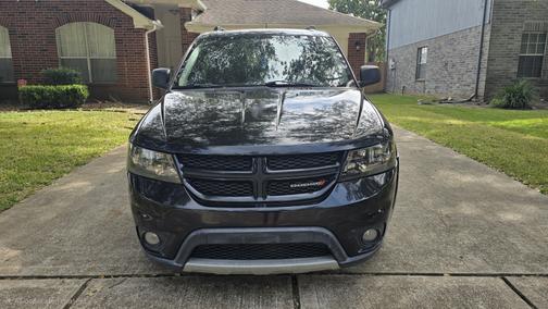 Black 2020 Dodge Journey SE Value Edition